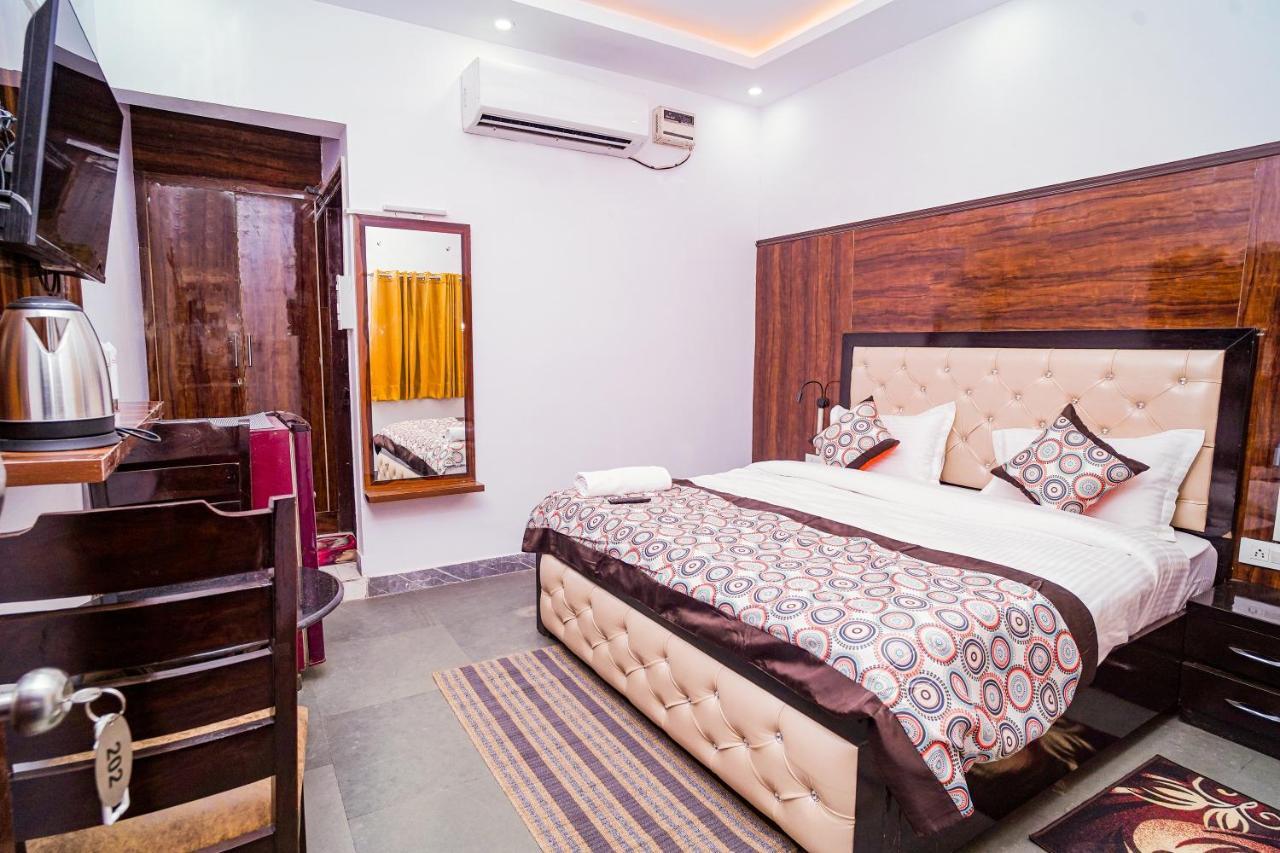 Hotel Golden Residency Neu-Delhi Exterior foto